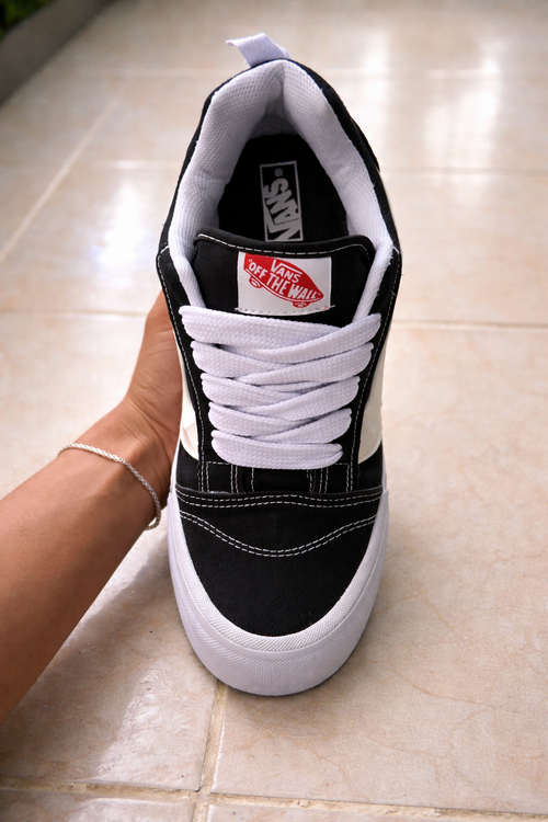 Original Black/White Vans Old Skool Sneakers - Unisex